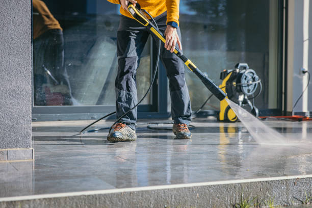 Best Garage Pressure Washing  in Garner, IA
