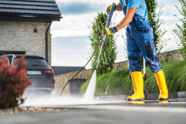 Best Concrete Pressure Washing  in Garner, IA
